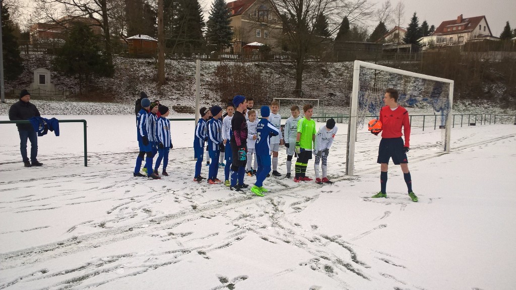 D-Junioren: Mit einem 5:0 Heimsieg gegen Stahl Freital ab in die Winterpause