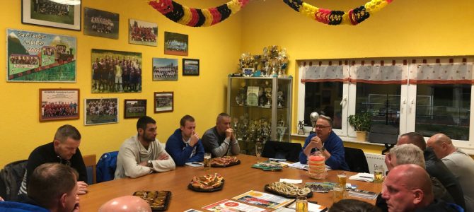 +++Trainerabend mit Jahresrückblick und neuen Zielen+++ +++Trainerabend mit Jahresrückblick und neuen Zielen+++